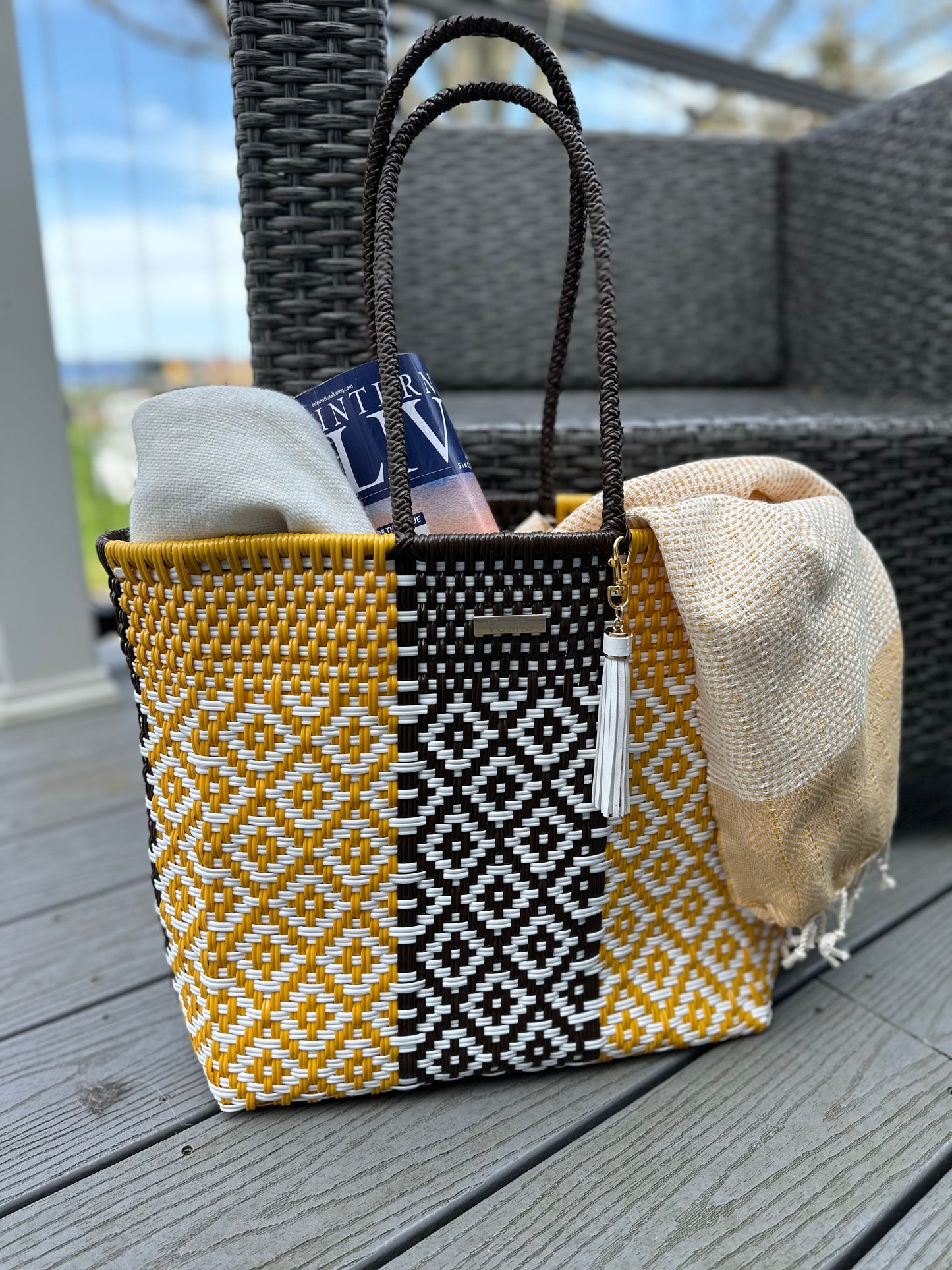 Handwoven Upcycled Plastic Oaxaca Tote